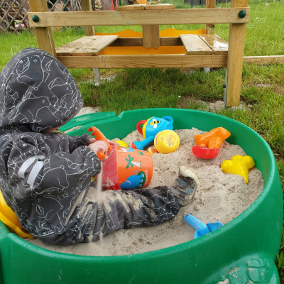 Sandkasten im Garten